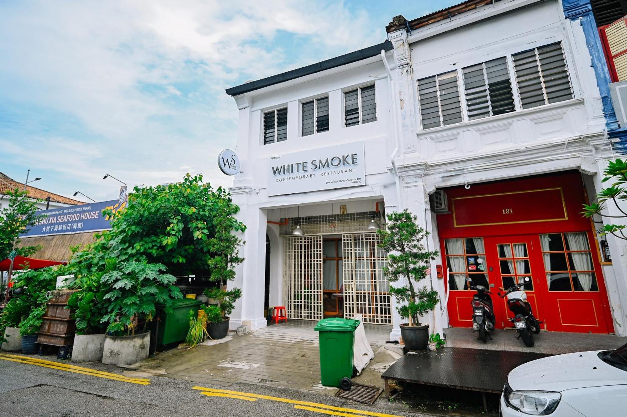 Swing & Pillows - Lebuh Victoria, Penang George Town Exterior foto